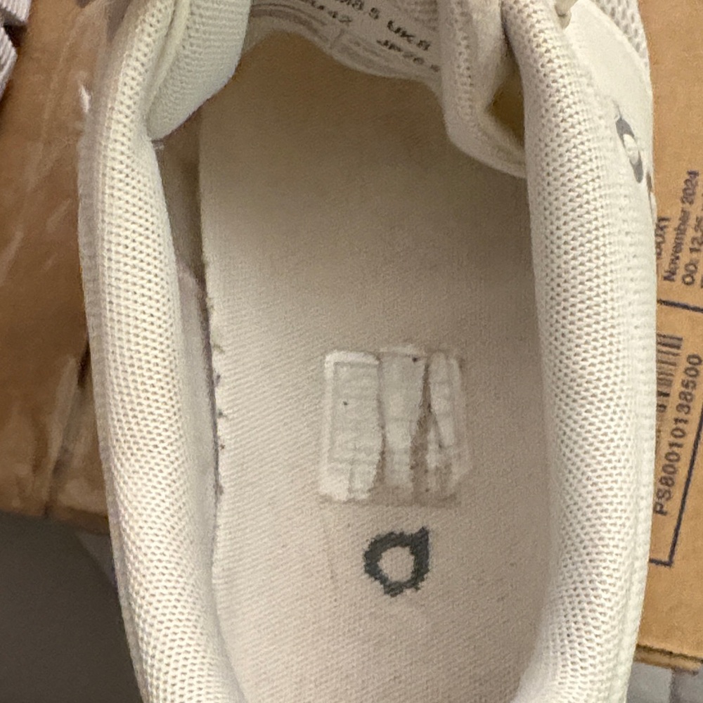 On Running Men's Sneakers in Cream/White - Picture 8 of 9